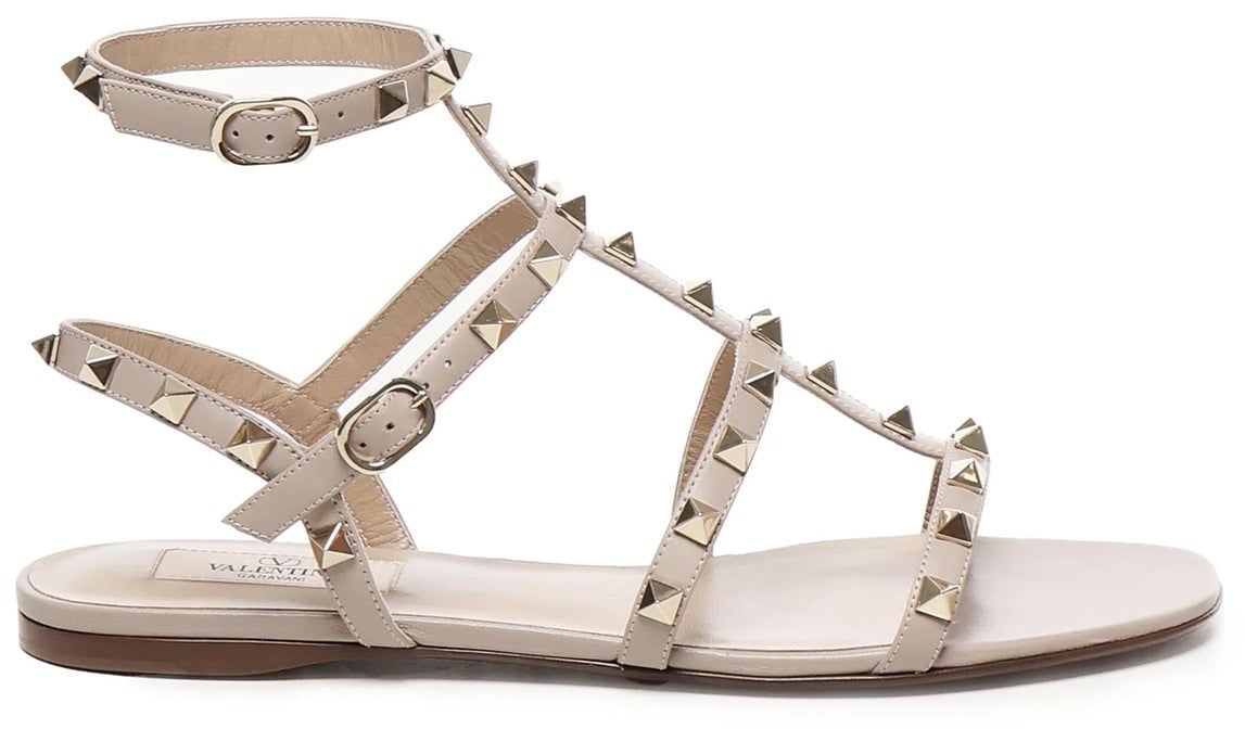 Valentino Garavani VALENTINO GARAVANI Rockstud flat sandals Beige