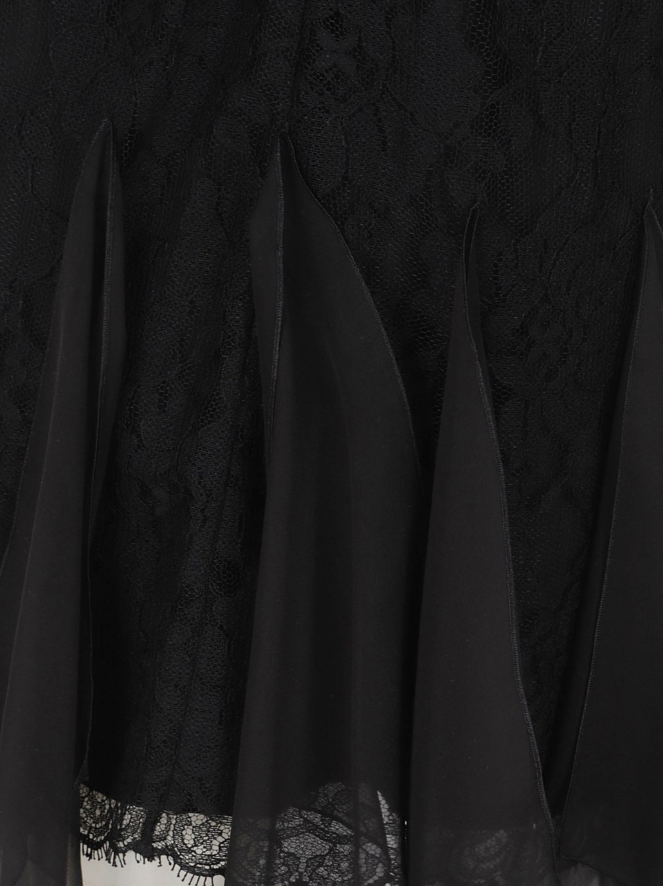 Valentino Garavani Fitted Midi Skirt With Delicate Lace Overlay Zwart