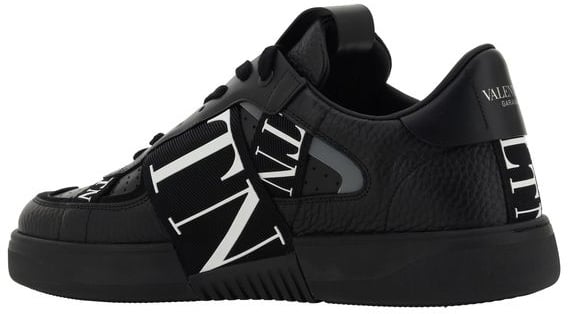 Valentino Garavani Black Leather VL7N Sneakers Zwart