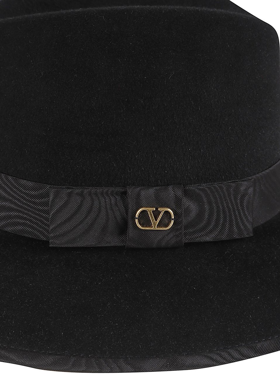 Valentino Garavani VLogo Signature Wide-Brim Hat with Textured Ribbon and Antique Gold Emblem Zwart