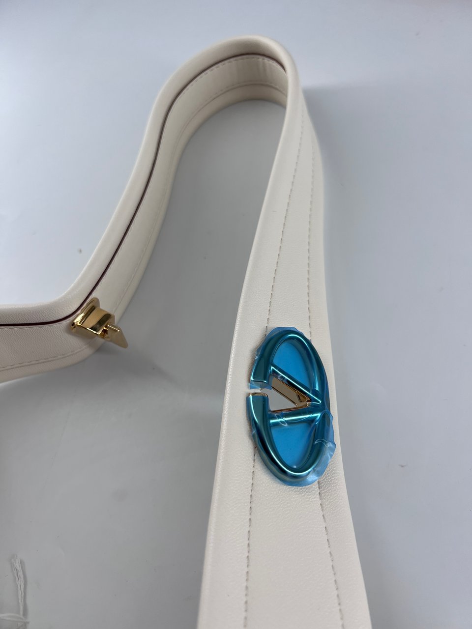 Valentino Garavani Valentino Garavani Ruffle Shoulder Bag Leather Large Wit