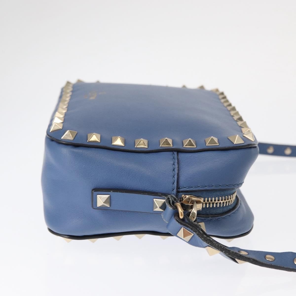 Valentino Garavani Valentino Garavani Rockstud Camera Crossbody Bag Leather Blauw