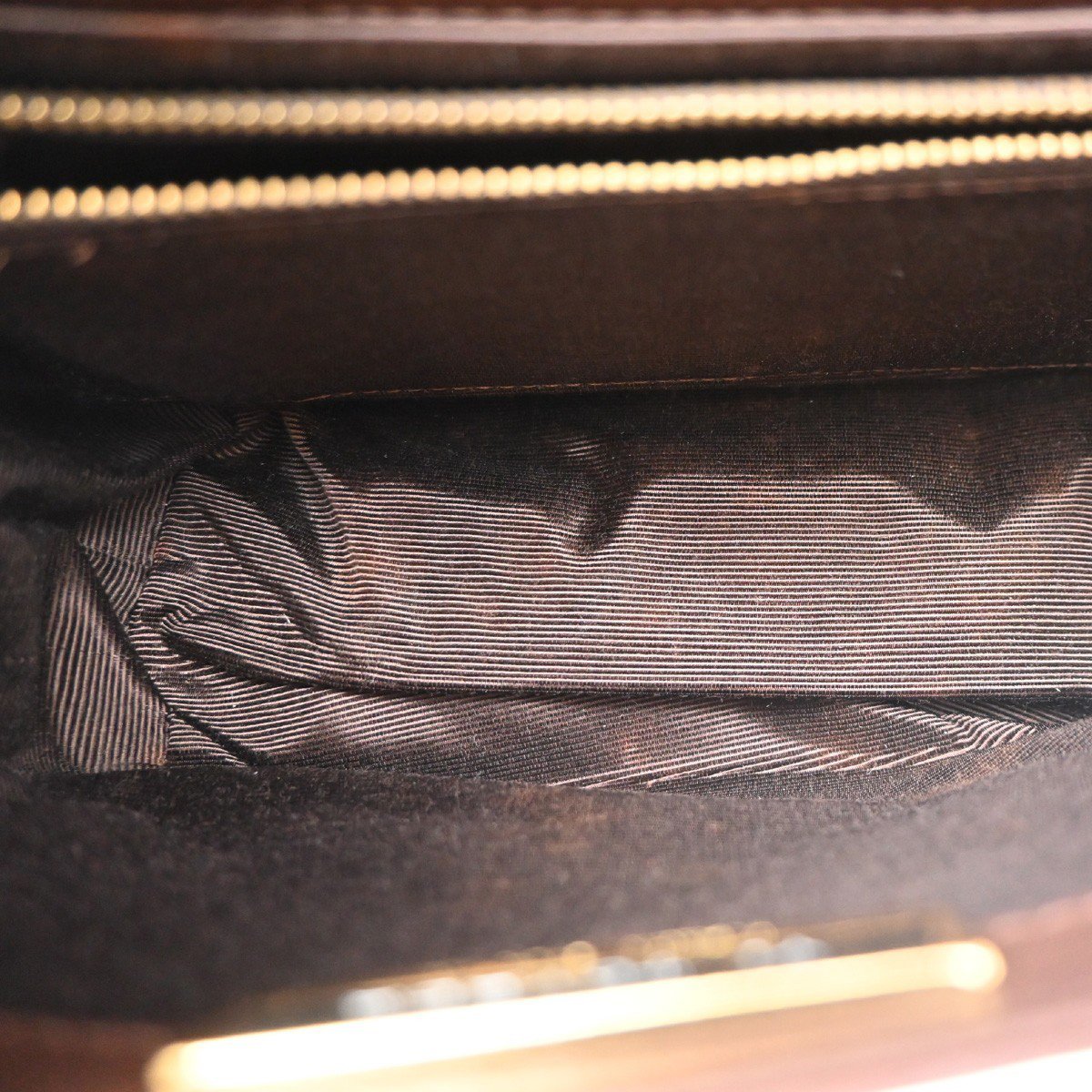 Valentino Garavani VLTN Flap Clutch Leather Bruin