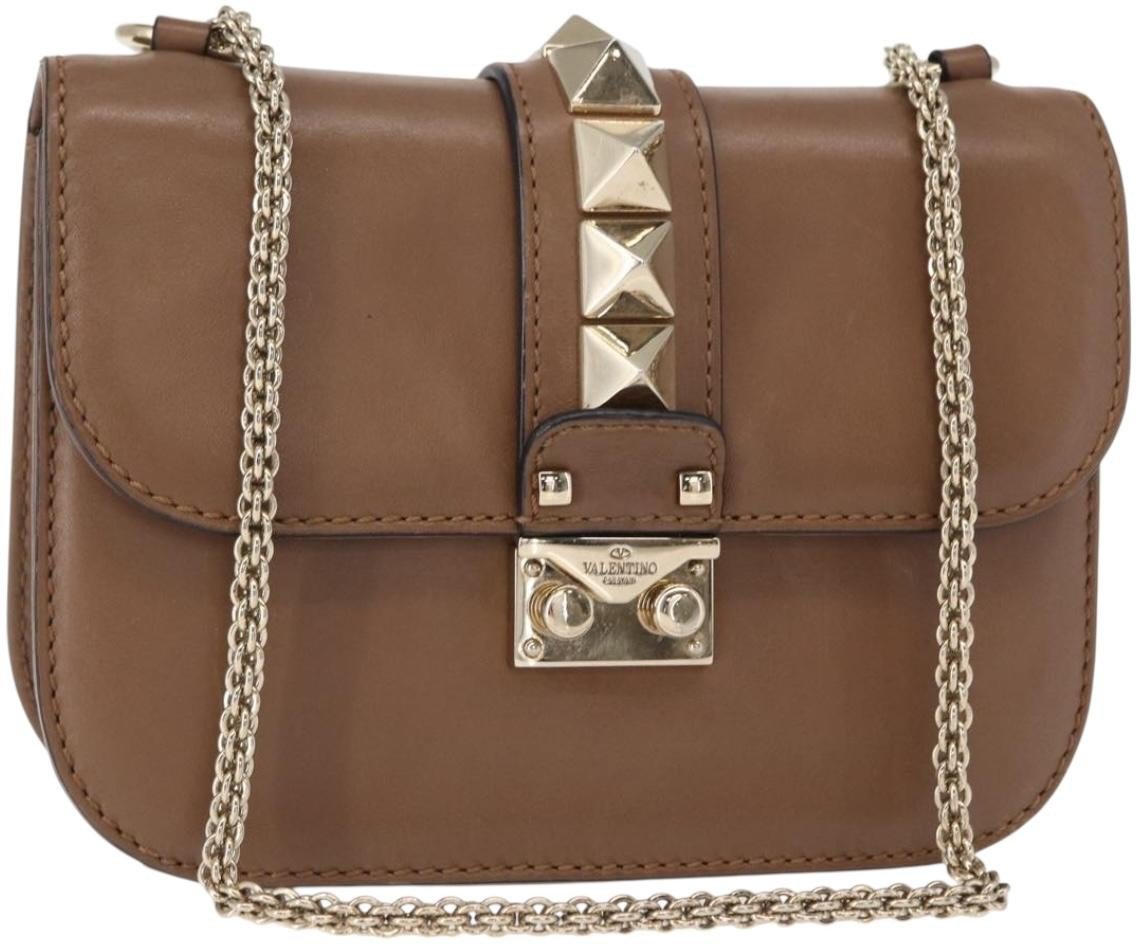 Valentino Garavani Valentino Garavani Rolling Rockstud Glam Lock Shoulder Bag Leather Medium Bruin