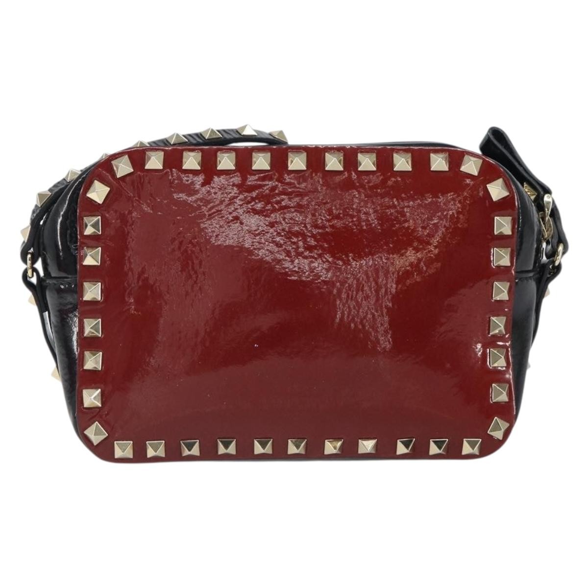 Valentino Garavani Valentino Garavani Rockstud Chain Camera Crossbody Bag Patent leather Rood