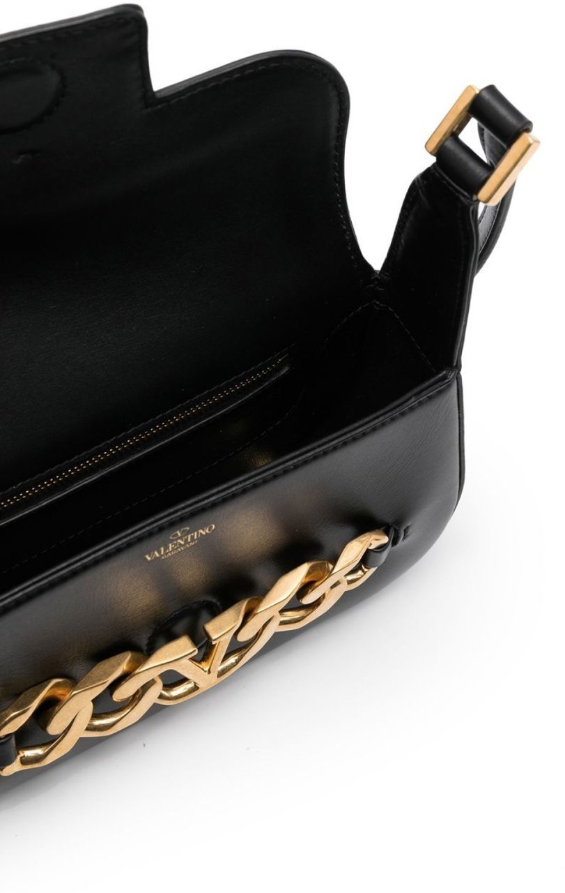 Valentino Garavani Vlogo Chain Shoulder Bag Zwart