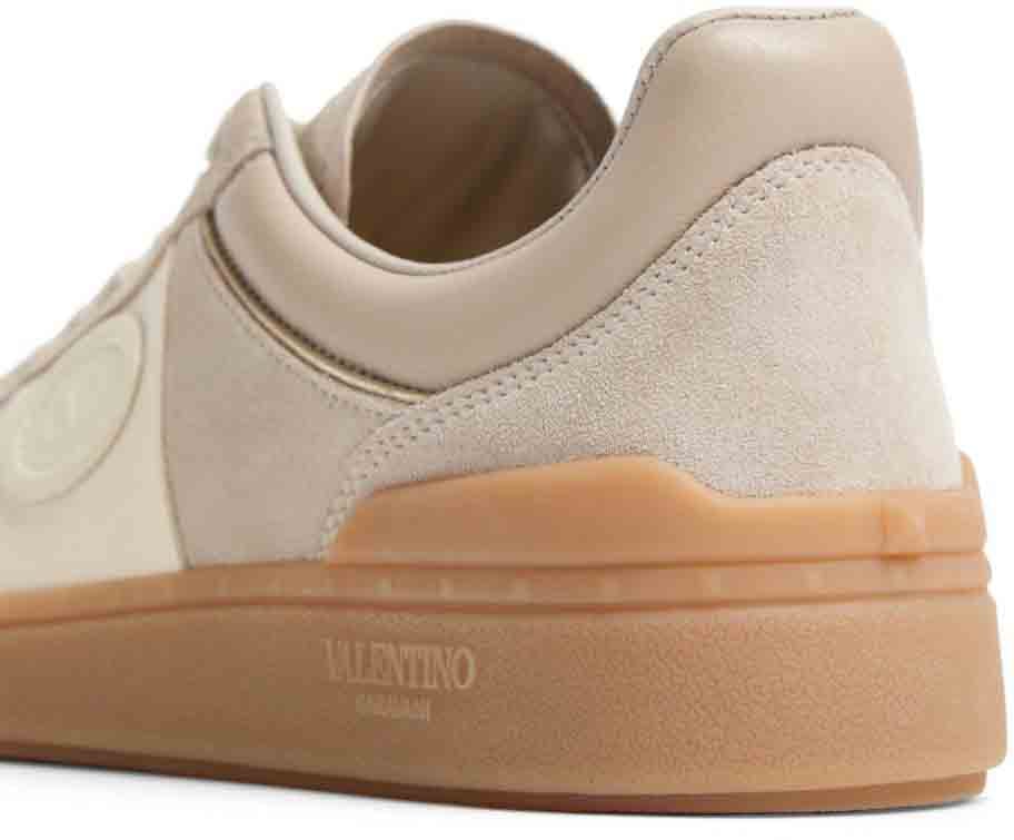 Valentino Garavani Sneakers Beige Beige