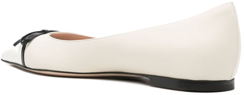 Valentino Garavani Flat Shoes Ivory Wit