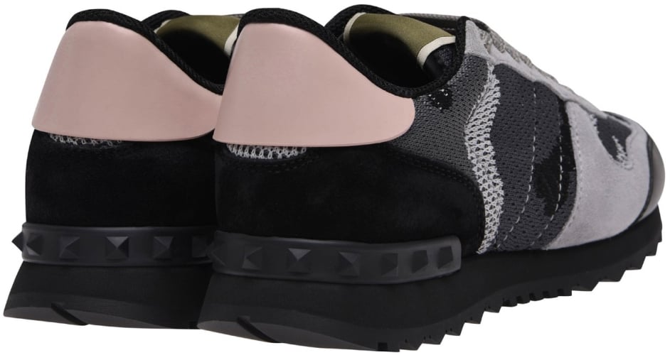 Valentino Garavani Rockstud Camo Sneakers Divers