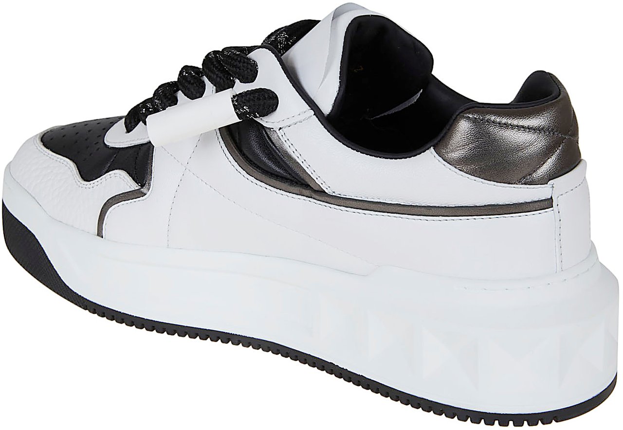 Valentino Garavani VALENTINO GARAVANI SNEAKER ONE STUD XL Wit