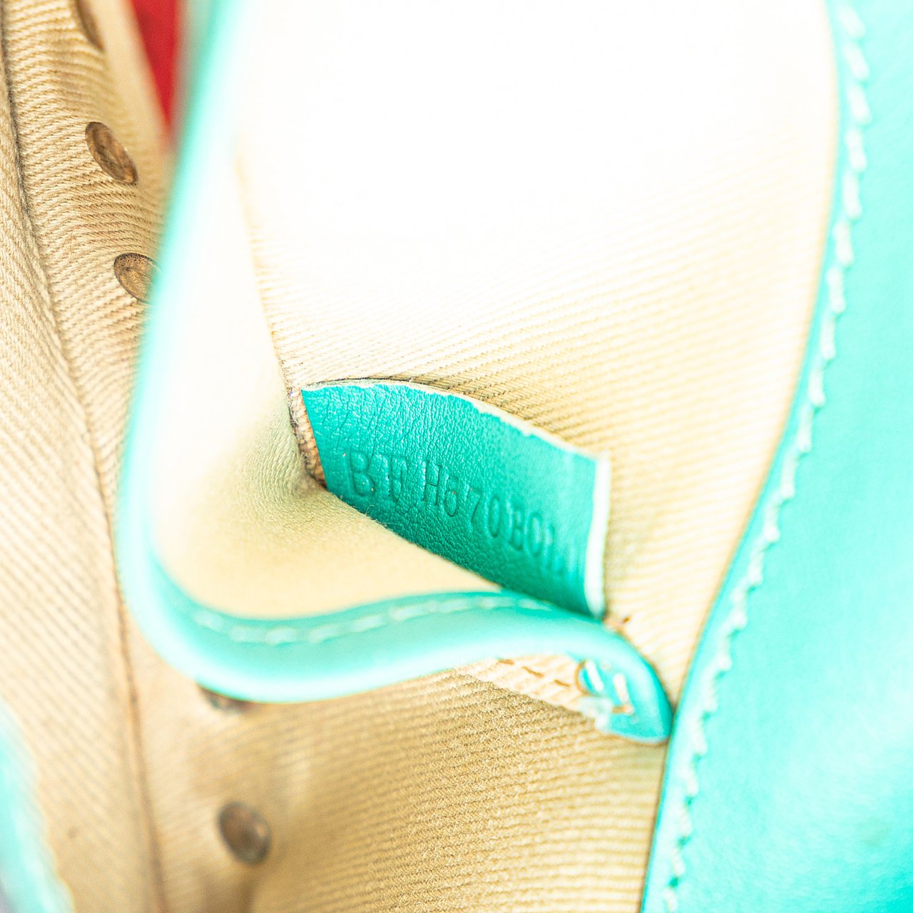 Valentino Nappa Rockstud Bangle Clutch Blauw