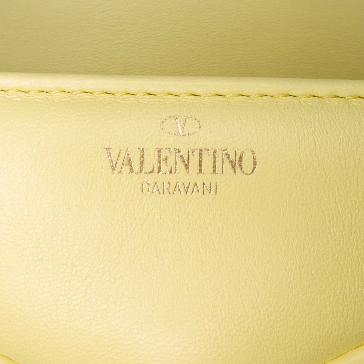 Valentino Nappa One Stud Chain Shoulder Bag Geel