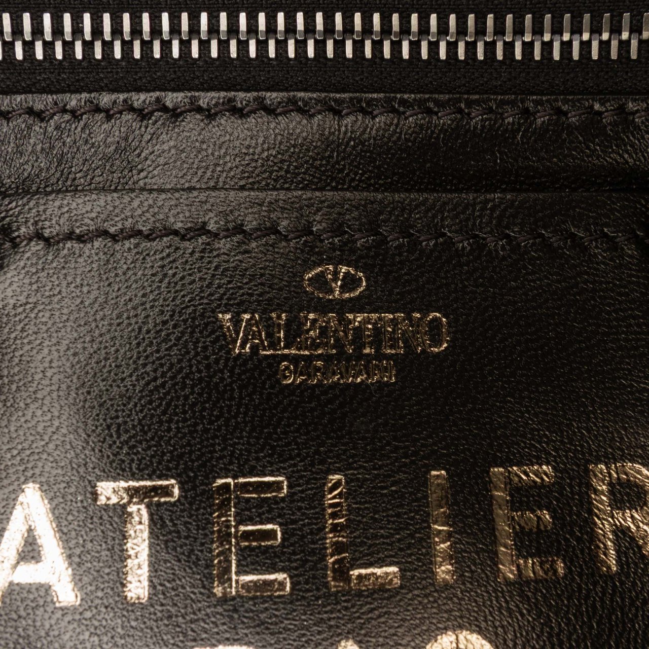 Valentino Small Nappa Atelier 04 Rouches Edition Hobo Zwart