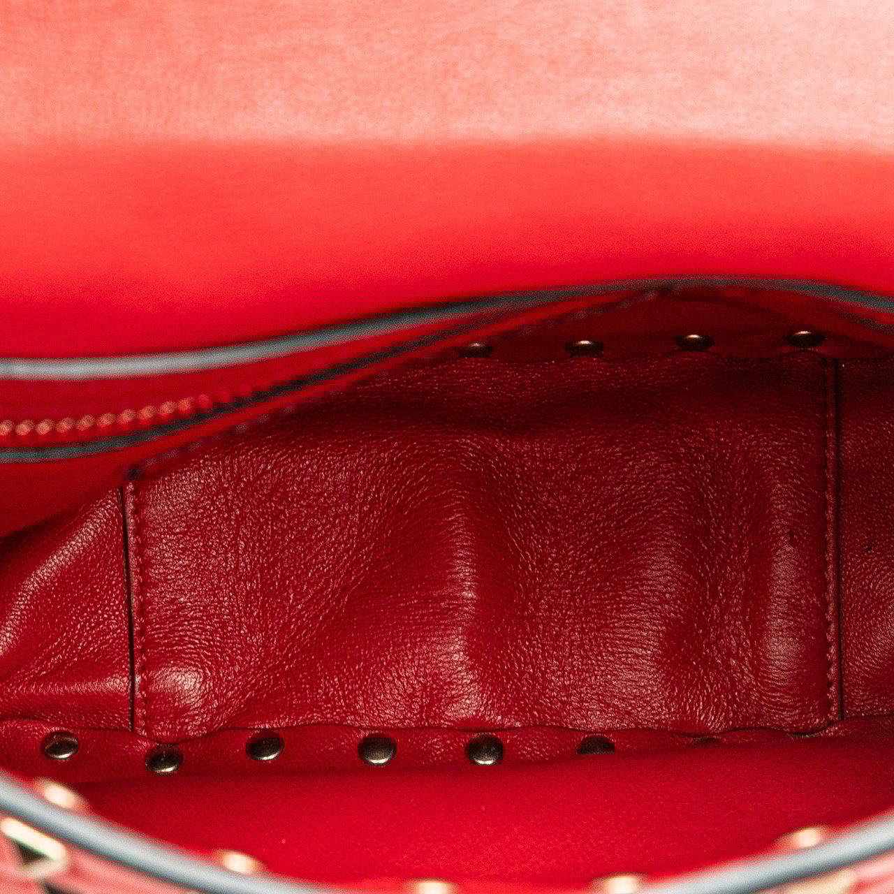 Valentino Nappa Rockstud Spike Vertical Satchel Rood