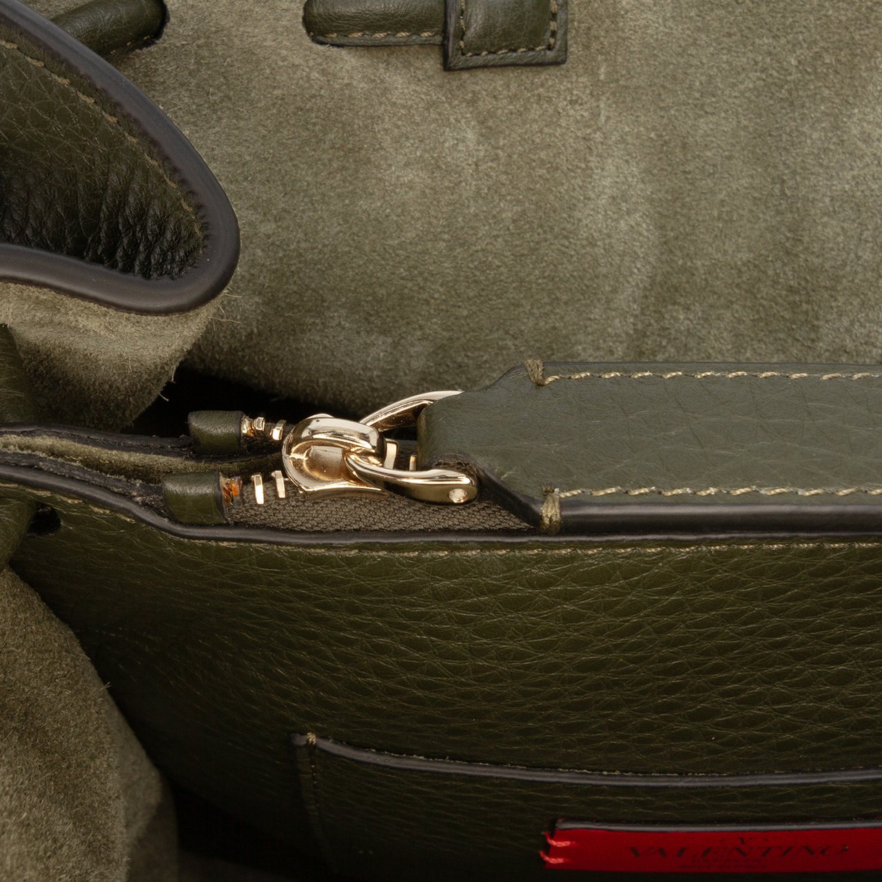 Valentino Grained Calfskin Rockstud Flap Backpack Groen