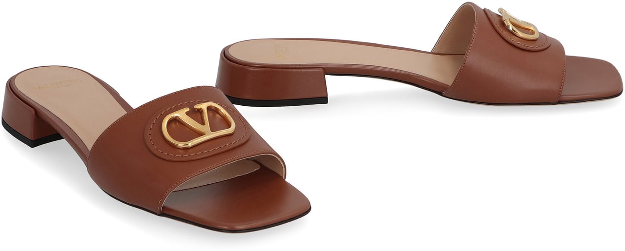 Valentino VLogo Signature Leather slides Bruin