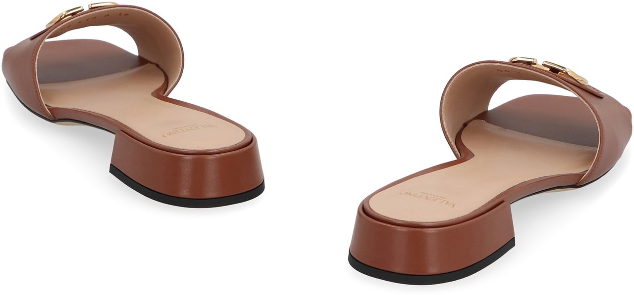 Valentino VLogo Signature Leather slides Bruin