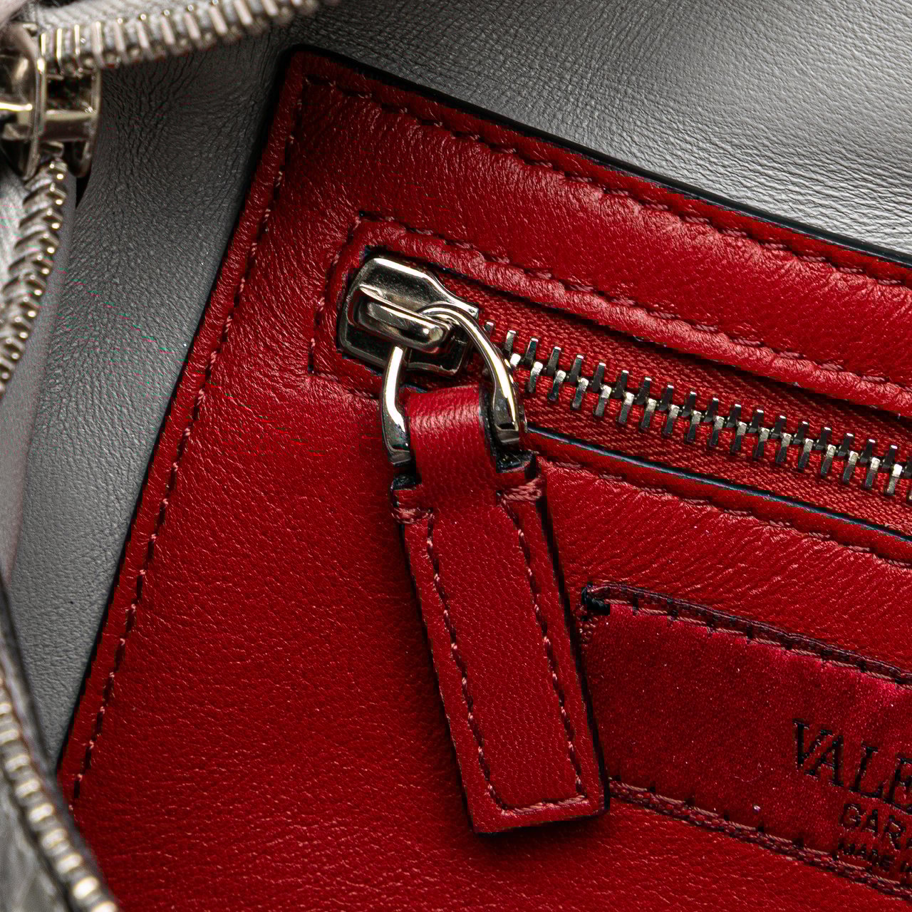 Valentino Metallic Craquele Nappa Rockstud Spike Belt Bag Zilver