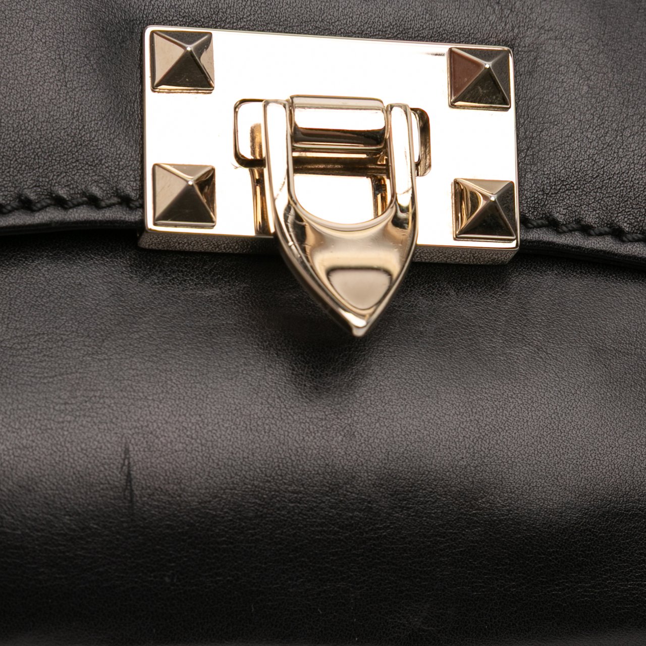 Valentino Small Leather Rockstud Crossbody Zwart