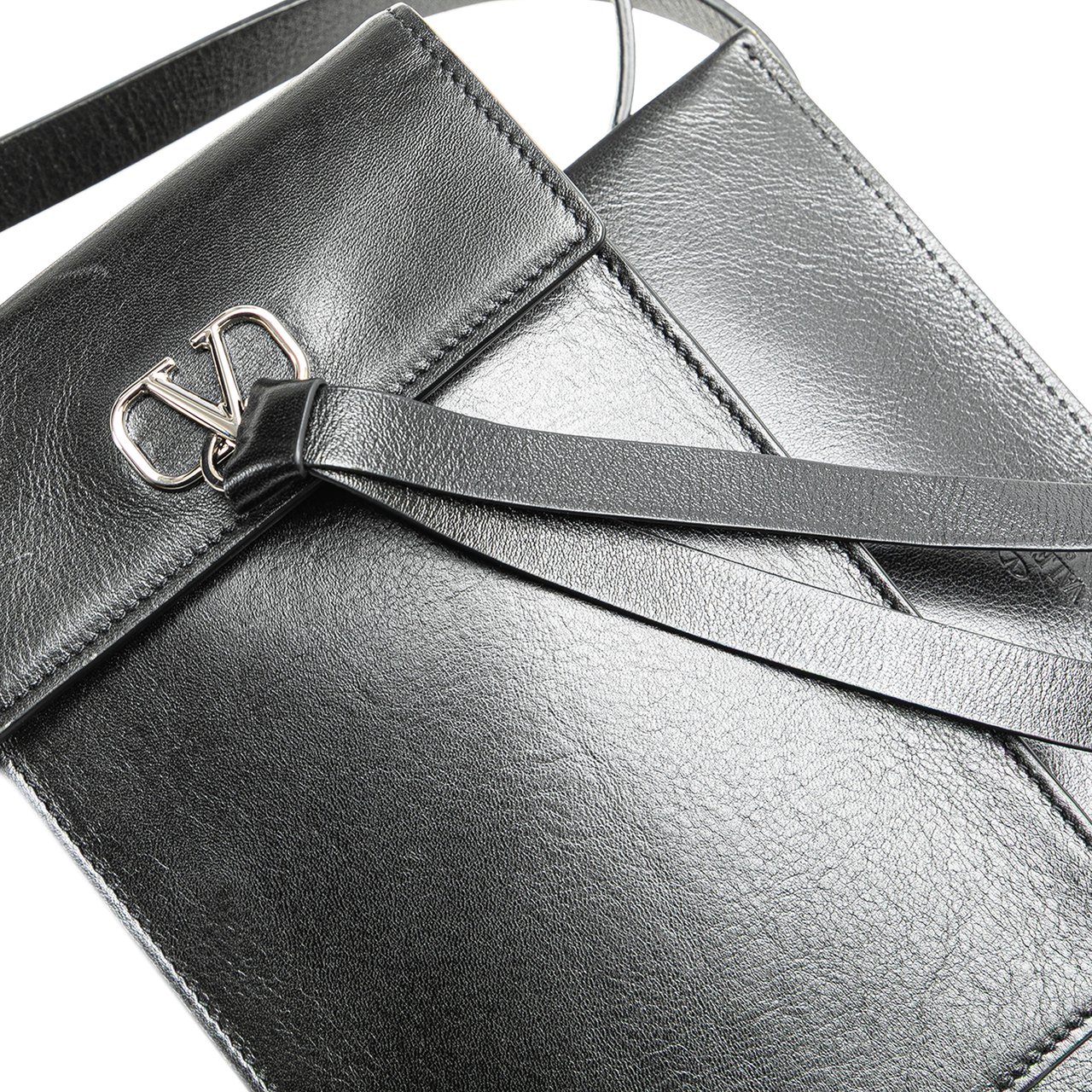 Valentino Leather VRing Neck Pouch Zwart