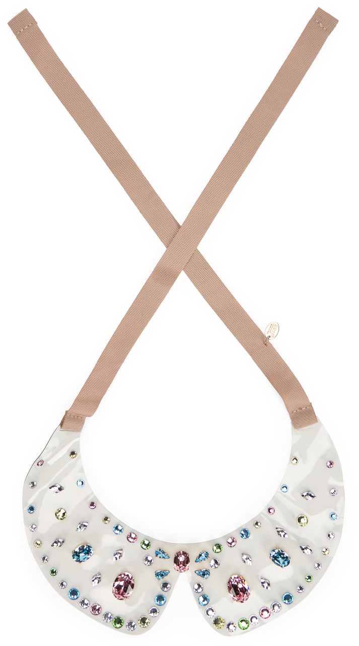 Valentino Modern necklace with elegant design and bright details. Neutraal