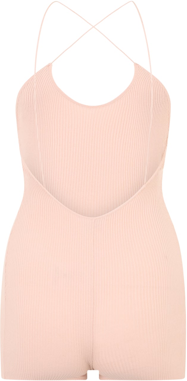 Valentino Short pale pink jumpsuit, comfortable and versatile. Neutraal