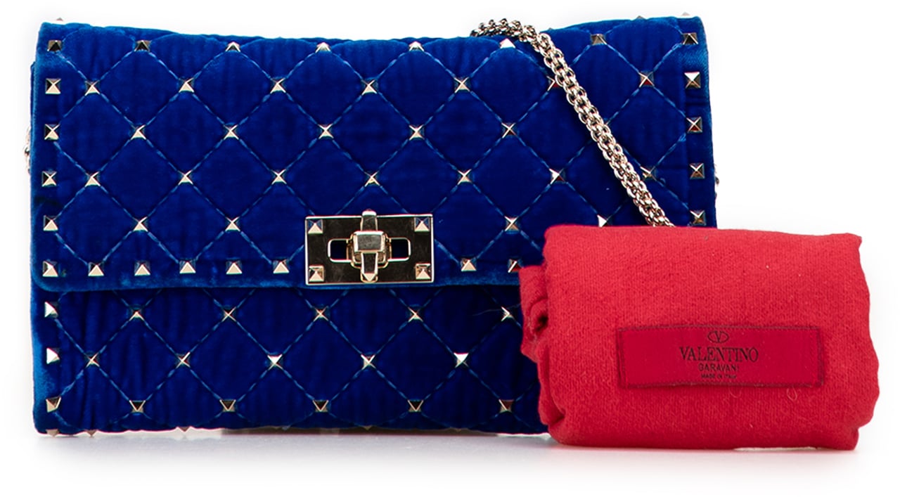 Valentino Quilted Velvet Rockstud Spike Wallet on Chain Blauw