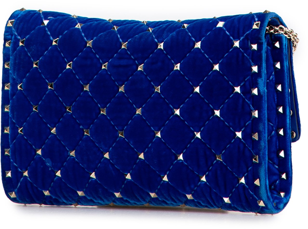 Valentino Quilted Velvet Rockstud Spike Wallet on Chain Blauw
