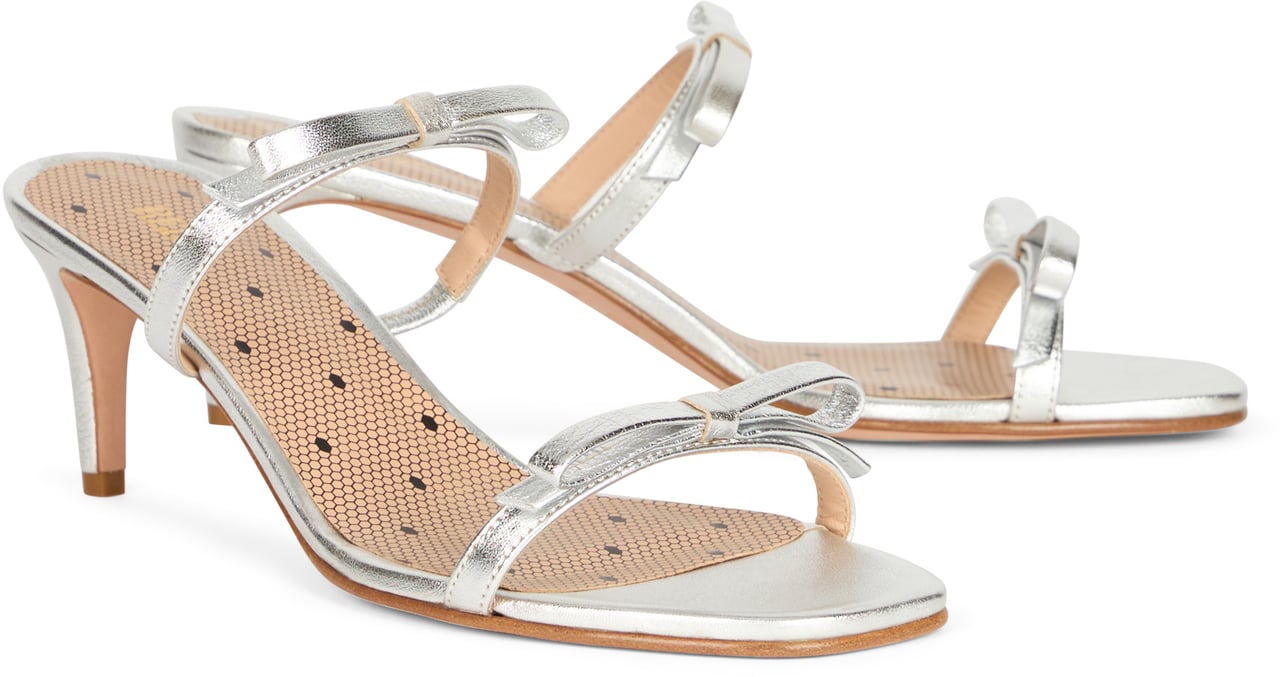 Valentino Elegant silver-colored sandal Zilver