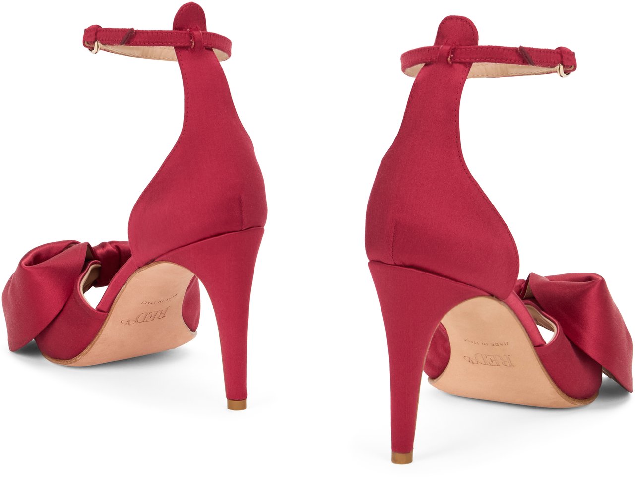 Valentino High heel shoe in red color with satin effect Rood