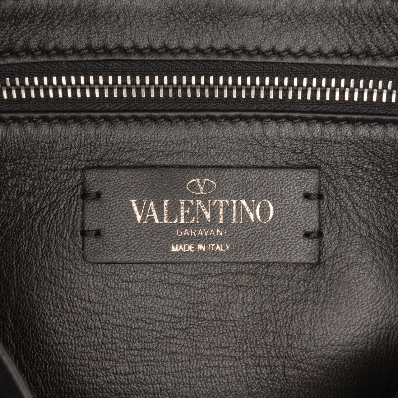 Valentino Medium Nappa Monochrome Roman Stud Satchel Zwart