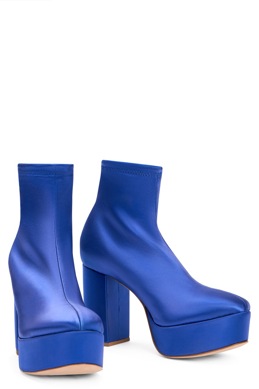 Valentino Blue ankle boots with high heel, elegant and chic. Blauw