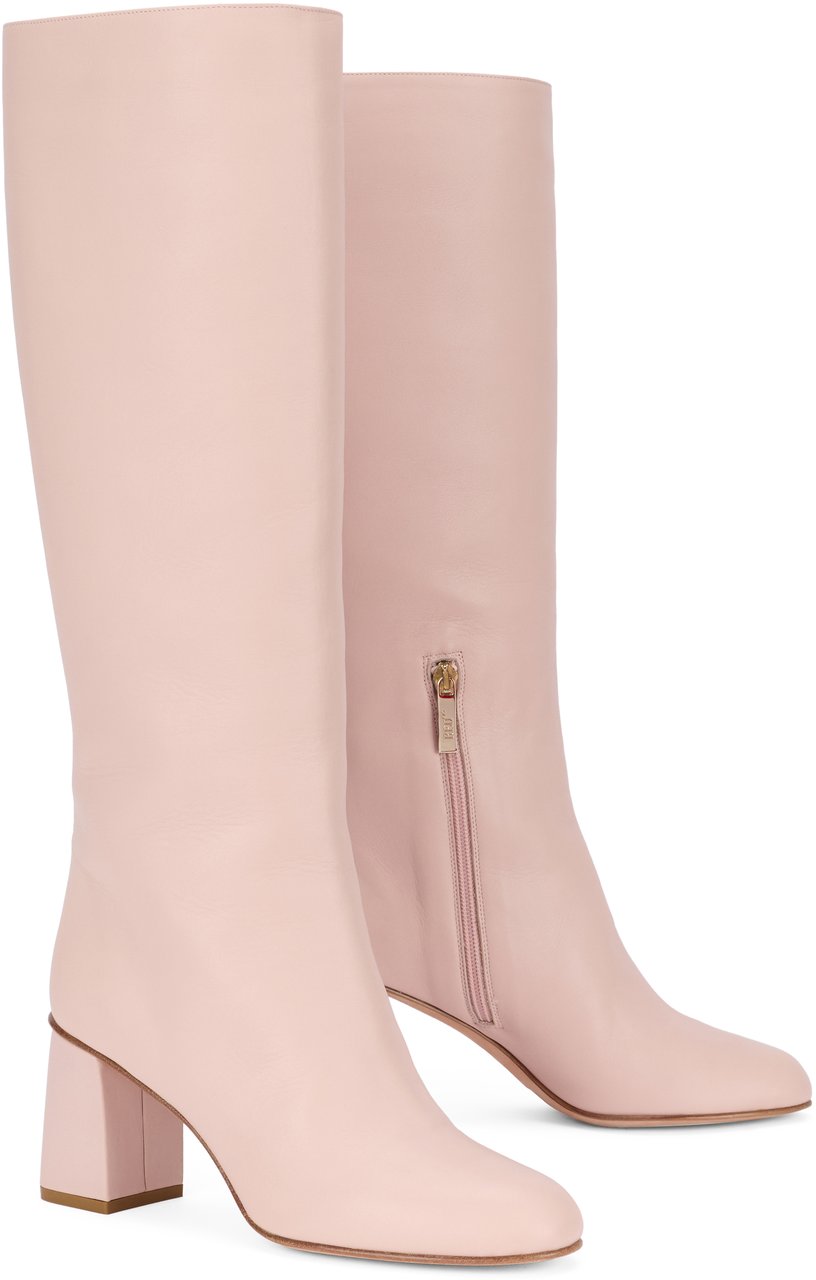 Valentino Tall pale pink boot, elegant, comfortable and versatile. Neutraal
