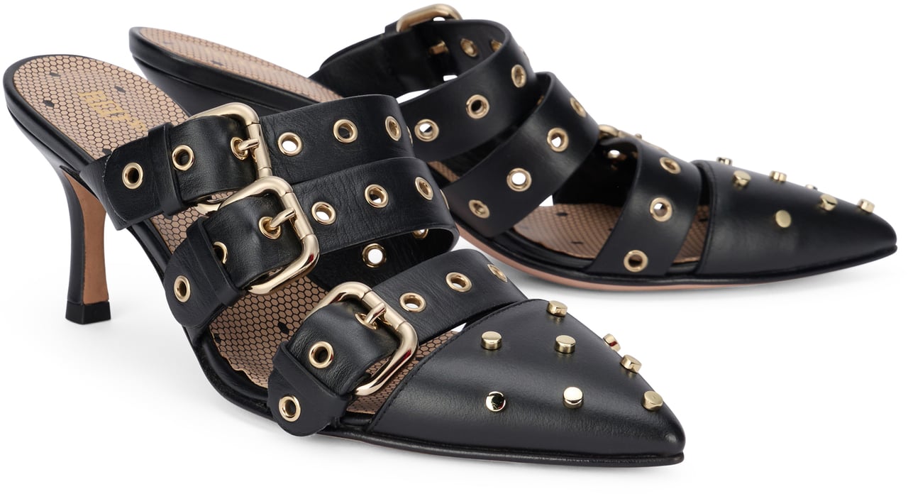 Valentino Elegant shoe with a medium heel and decorative buckles. Zwart