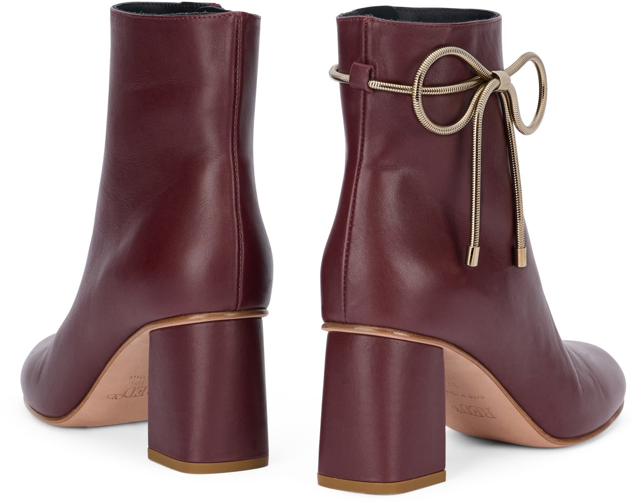 Valentino Heeled boots in shades of burgundy, elegant and versatile. Rood