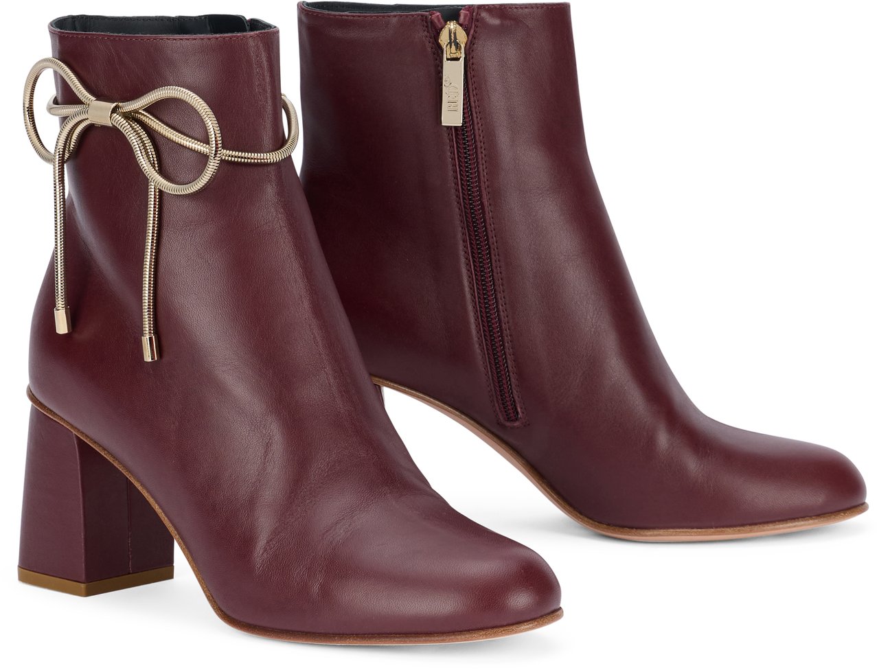 Valentino Heeled boots in shades of burgundy, elegant and versatile. Rood
