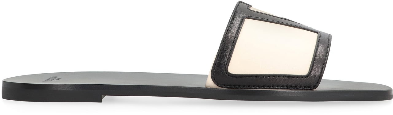 Valentino Viva Superstar Leather slides Wit