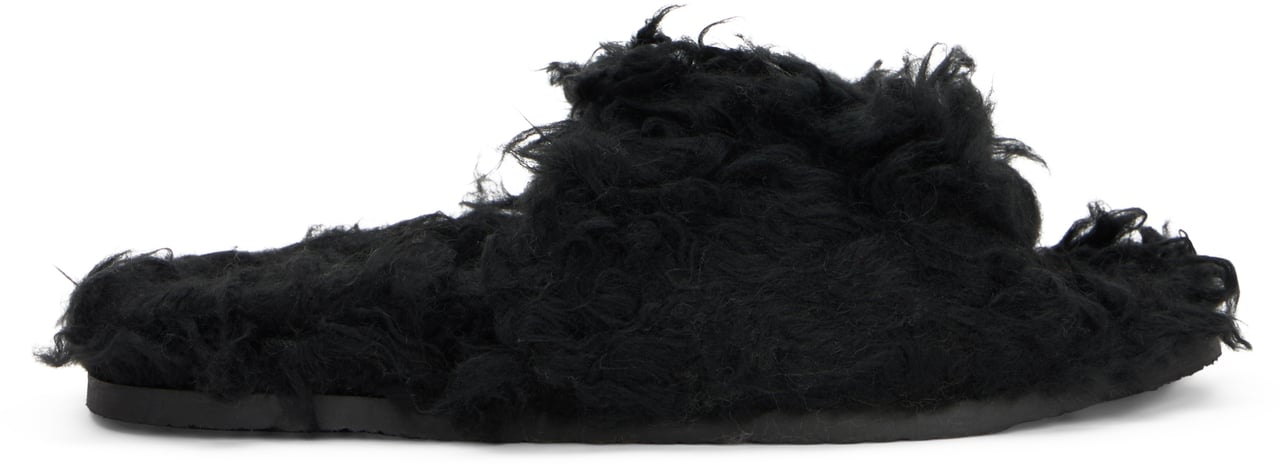 Valentino Black fur sandals with modern and comfortable design. Zwart