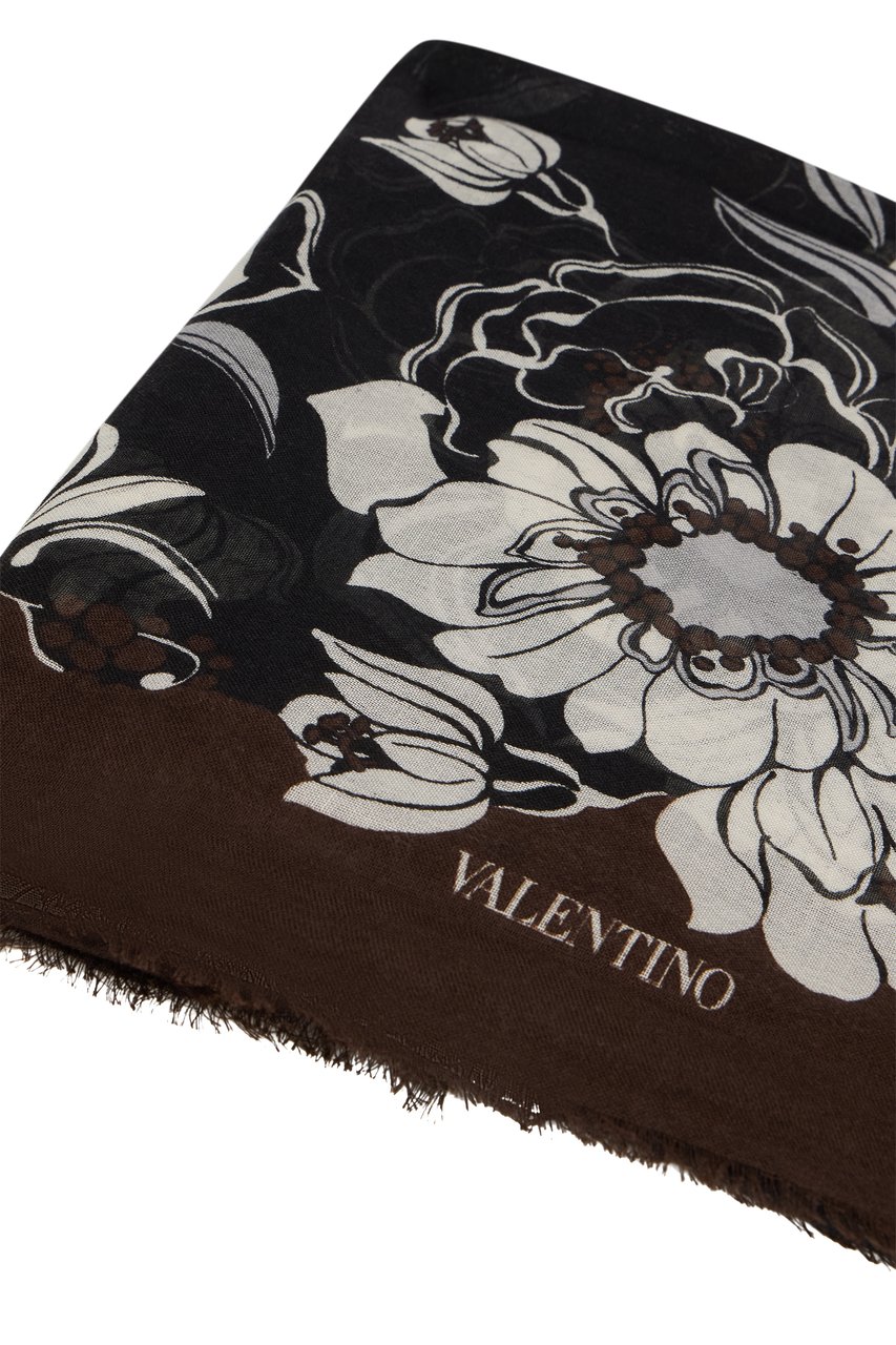 Valentino Elegant scarf with exquisite floral print Bruin