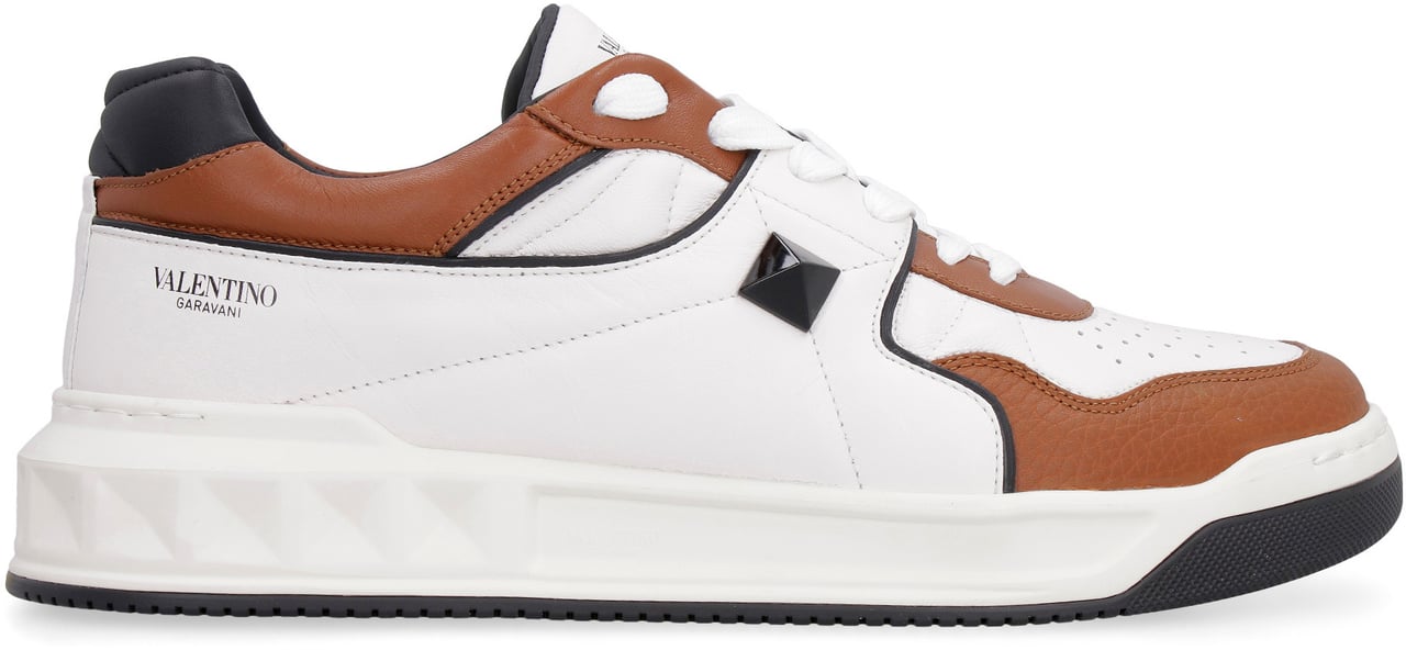 Valentino Leather low-top sneakers Wit