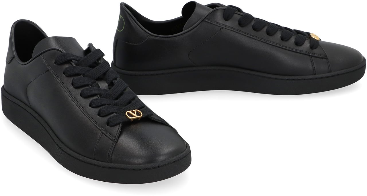 Valentino Royco leather low-top sneakers Groen