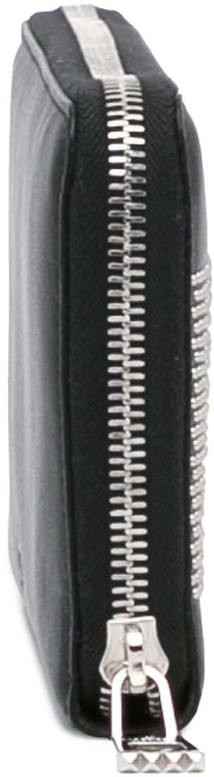 Valentino Studded Zip Around Wallet Zwart