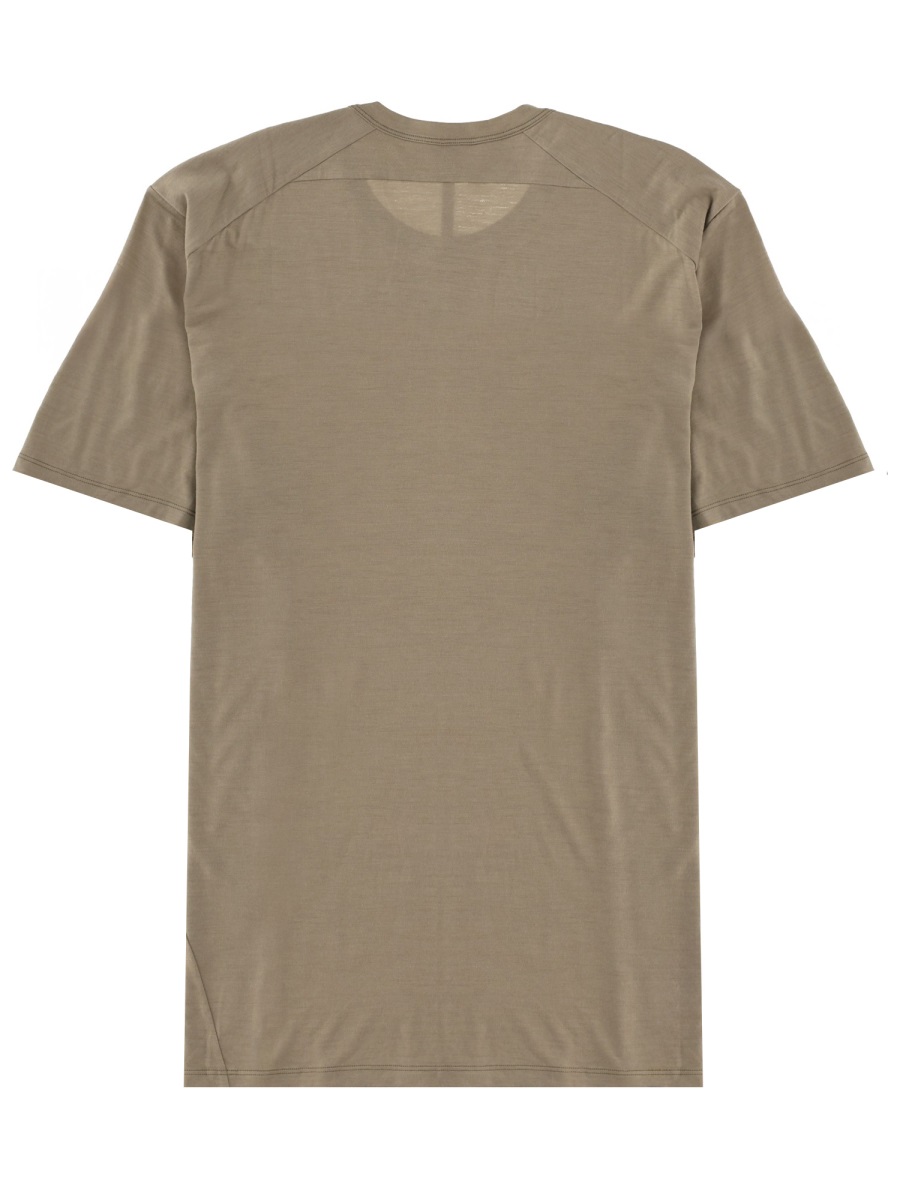 Veilance Fine-Knit Minimalist Seam T-Shirt Bruin