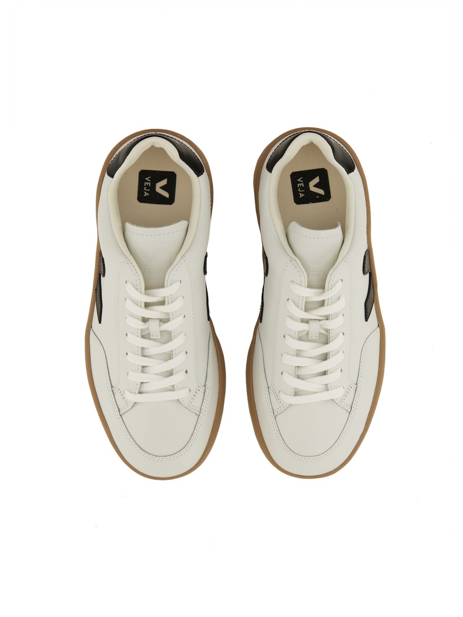 Veja SNEAKER "V-12" Wit