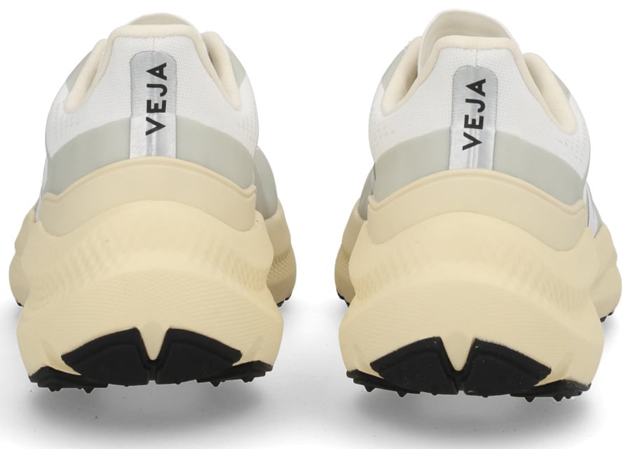 Veja "CONDOR 3 ADVANCED" SNEAKER Wit