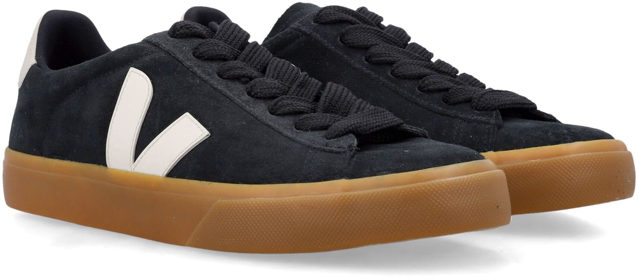 Veja Campo Bold Black Pierre Zwart