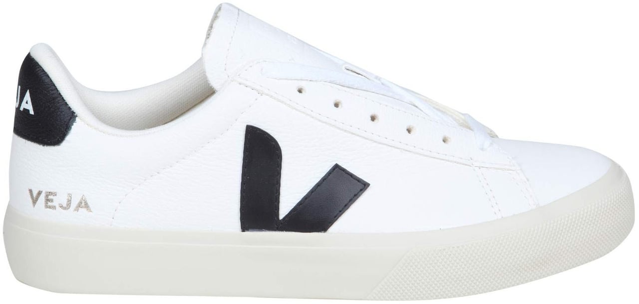 Veja Veja campo chromefree in white/black leather Wit