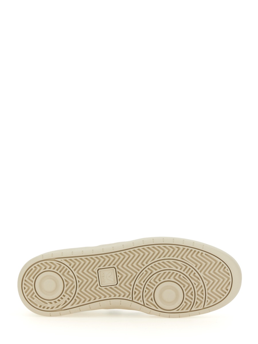 Veja White V-90 Suede Overlay Sneakers Neutraal