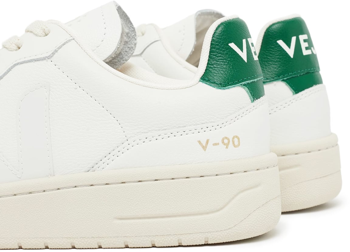 Veja V-90 O.t. Leather Sneakers Wit