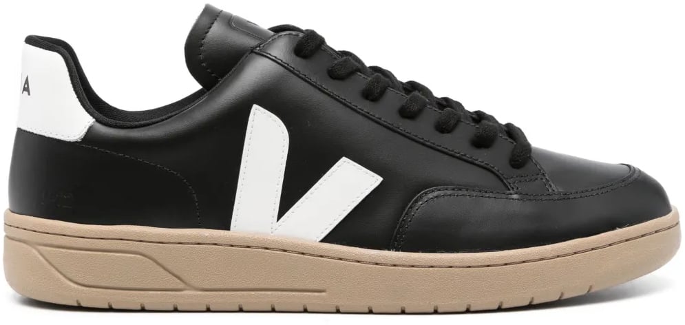 Veja V-12 Leather Sneakers Zwart
